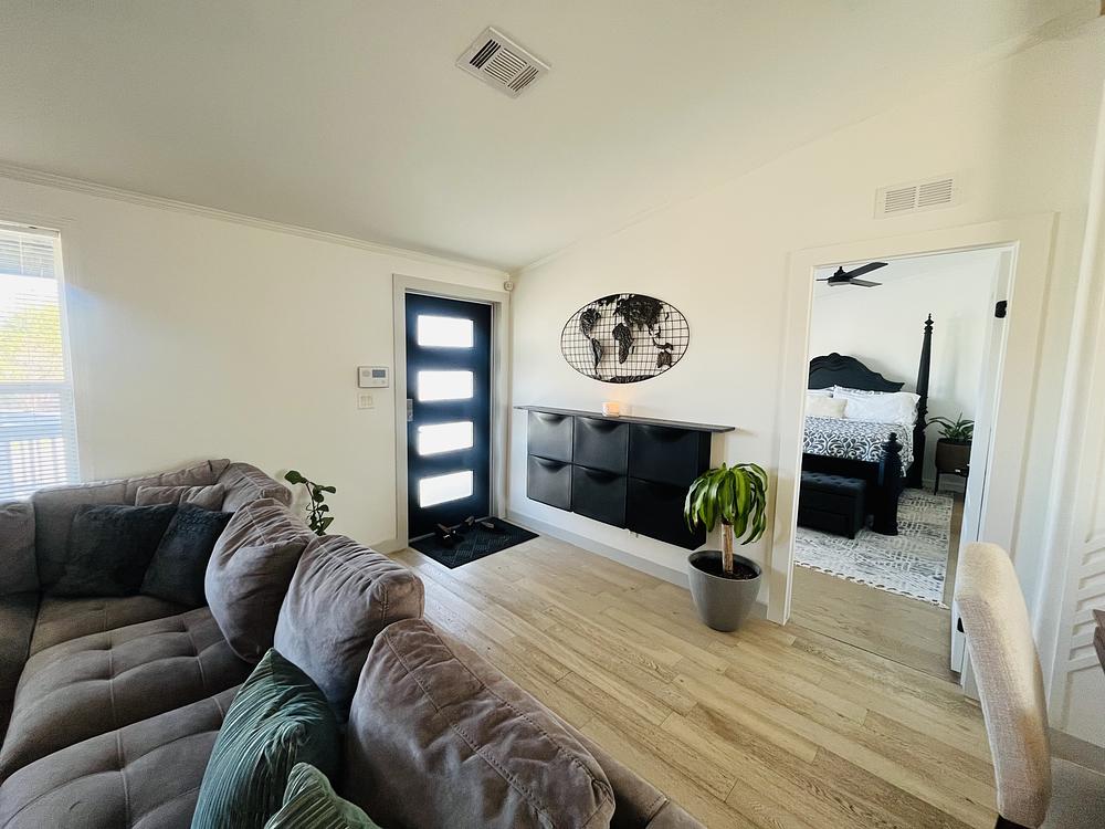 3 Bed 2 Bath 2014 Cavco - double wide - in Austin, TX - photo 9 of 12