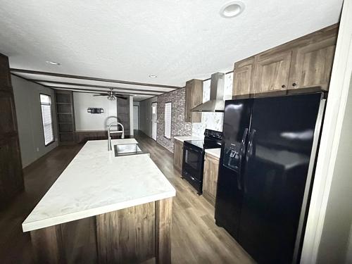 TX, PASADENA - 2023 ANNIVERSARY single section for sale. - double wide - in Pasadena, TX - photo 2 of 9