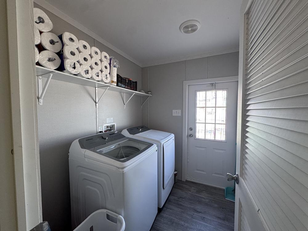 4 Bed 2 Bath 2022 Champion - double wide - in Austin, TX - photo 6 of 12