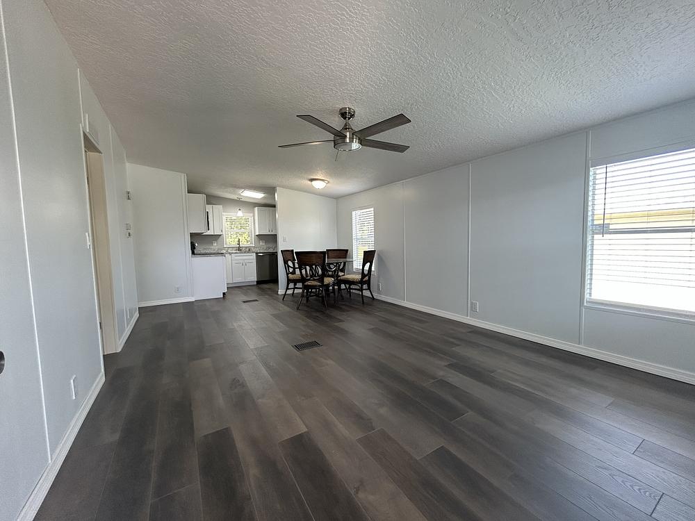 2 Bed 1.5 Bath 1994 Nobility - single wide - in Merritt Island, FL - photo 2 of 12