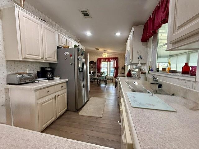 2 Bed 2 Bath 2005 Homes Of Merit - double wide - in Davenport, FL - photo 9 of 12