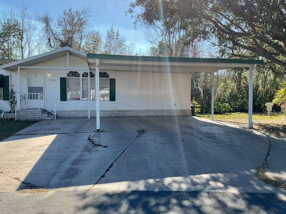4 Bed 2 Bath 1999 Meri - triple wide - in Orlando, FL - photo 2 of 12