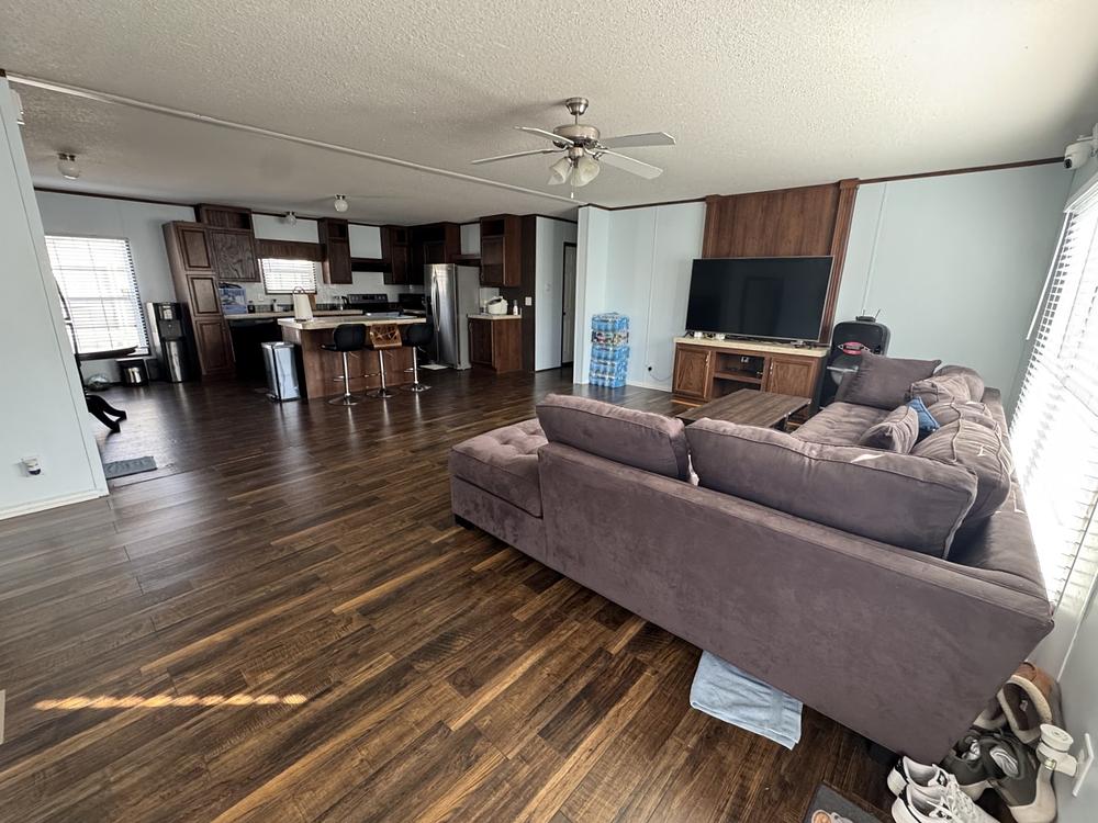 3 Bed 2 Bath 2015 Fleetwood - double wide - in Austin, TX - photo 3 of 12