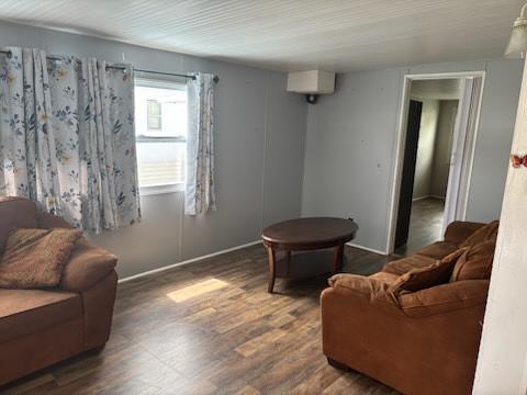 1 Bed 1 Bath 1991 Mobile Home - single wide - in Dade City, FL - photo 4 of 10