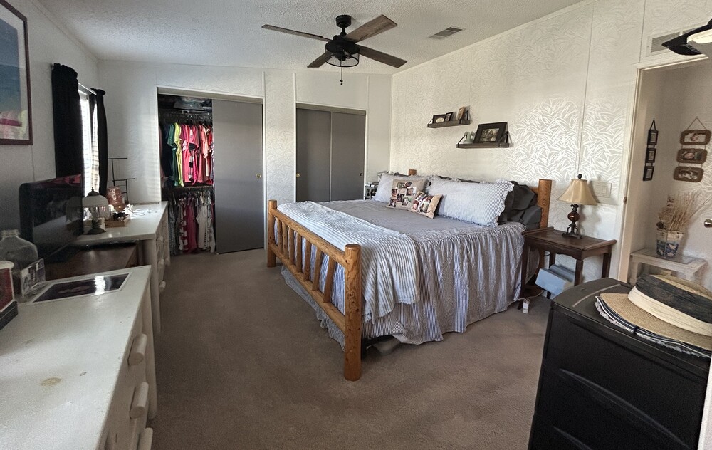 2 Bed 2 Bath 1996 Other - double wide - in Merritt Island, FL - photo 8 of 12