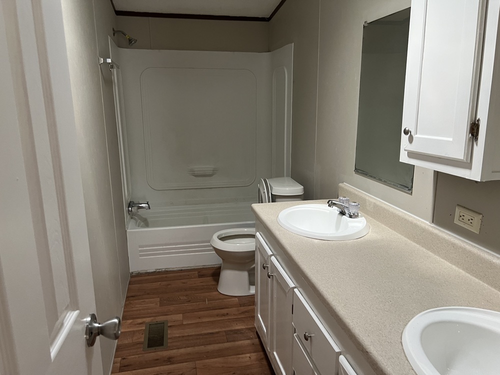 Excellent Condition 2014 Legacy 3/2 - double wide - in San Antonio, TX - photo 11 of 12