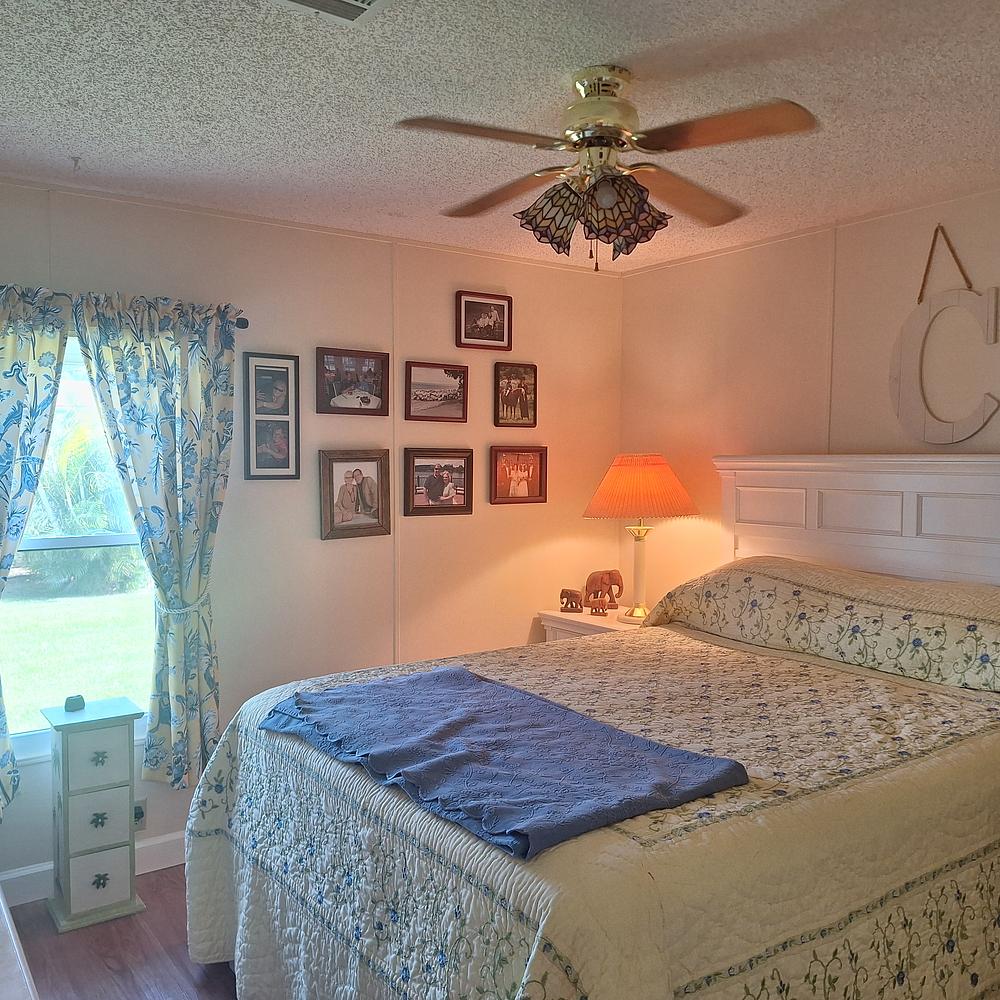 2 Bed 2 Bath 1989 Homes Of Merit - single wide - in Merritt Island, FL - photo 6 of 12