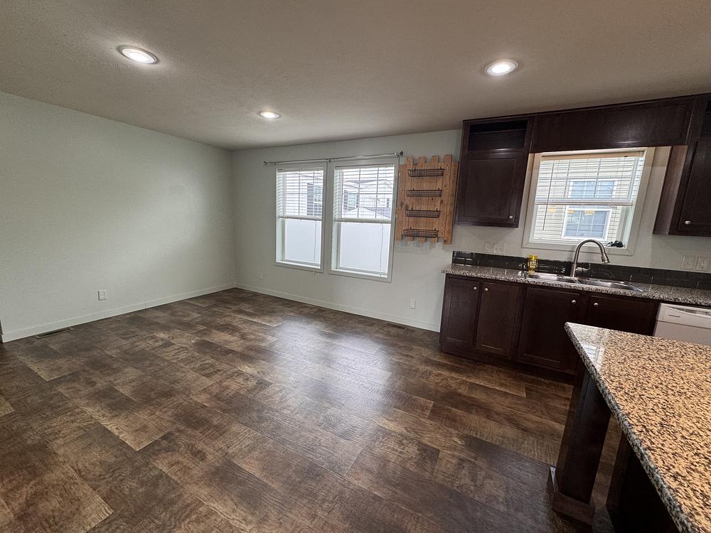 4 Bed 2 Bath 2017 Clayton - double wide - in Jackson, MI - photo 7 of 12