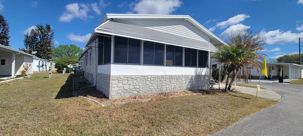 3 Bed 2 Bath 2004 Mobile Home — 1 / 12