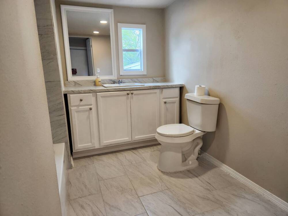 Village Park MHP, LLC - single wide - in Austin, TX - photo 10 of 10