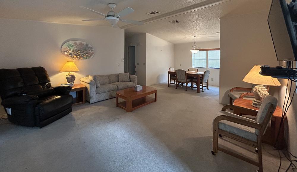 2 Bed 2 Bath 1988 Delo - double wide - in Merritt Island, FL - photo 3 of 12