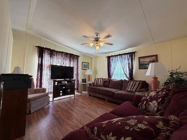 2 Bed 2 Bath 1991 Barr - single wide - in Auburndale, FL - photo 6 of 12