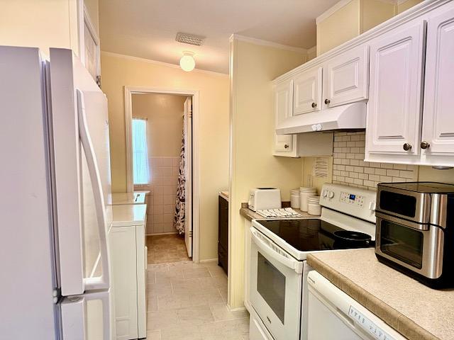 2 Bed 2 Bath 2005 Homes Of Merit - single wide - in Davenport, FL - photo 9 of 12