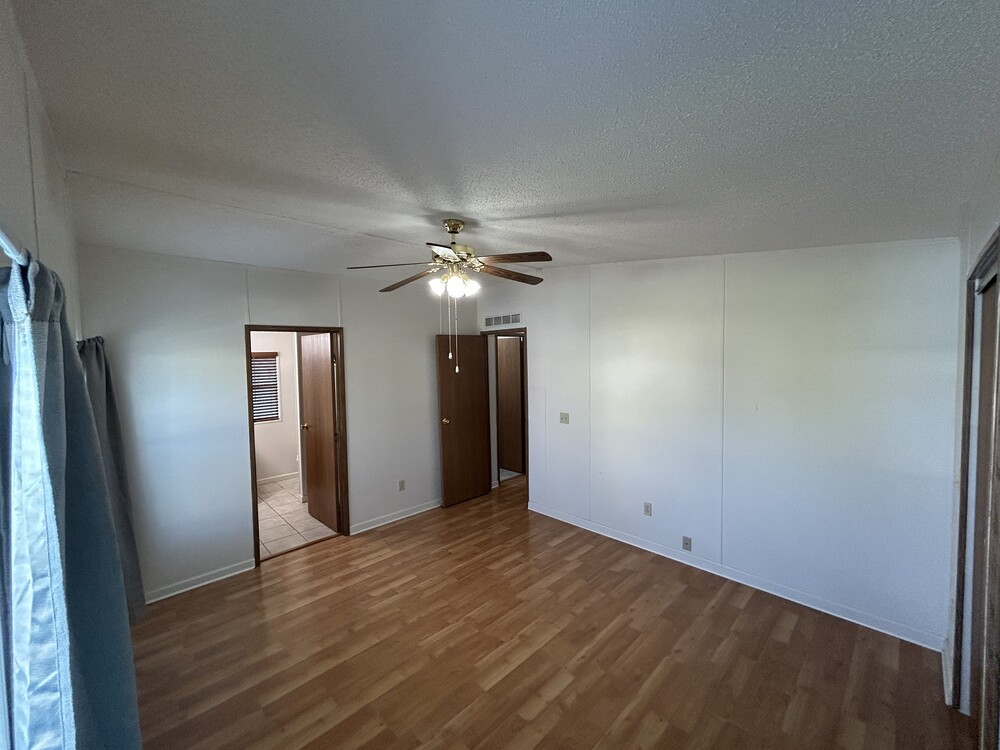 2 Bed 2 Bath 1994 Other - single wide - in Merritt Island, FL - photo 7 of 12
