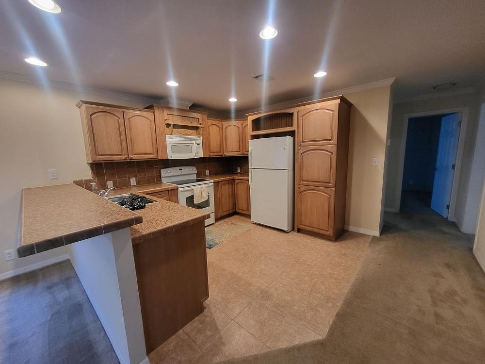 2 Bed 2 Bath 2009 Hs — 1 / 12