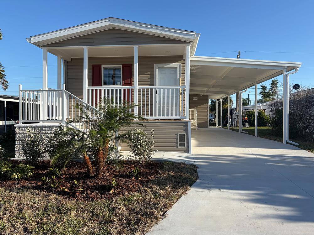 2 Bed 2 Bath 2026 Jacobsen — 1 / 12