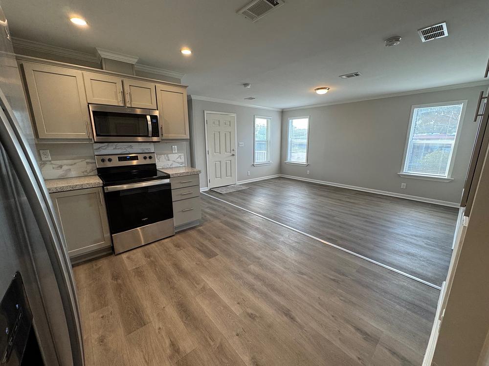 2023 Palm Harbor Mobile Home for Rent - double wide - in Orlando, FL - photo 3 of 12