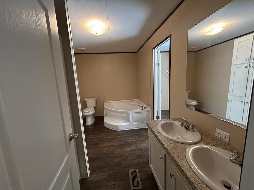 2018 Champion Mobile Home for Rent - double wide - in San Antonio, TX - photo 4 of 12