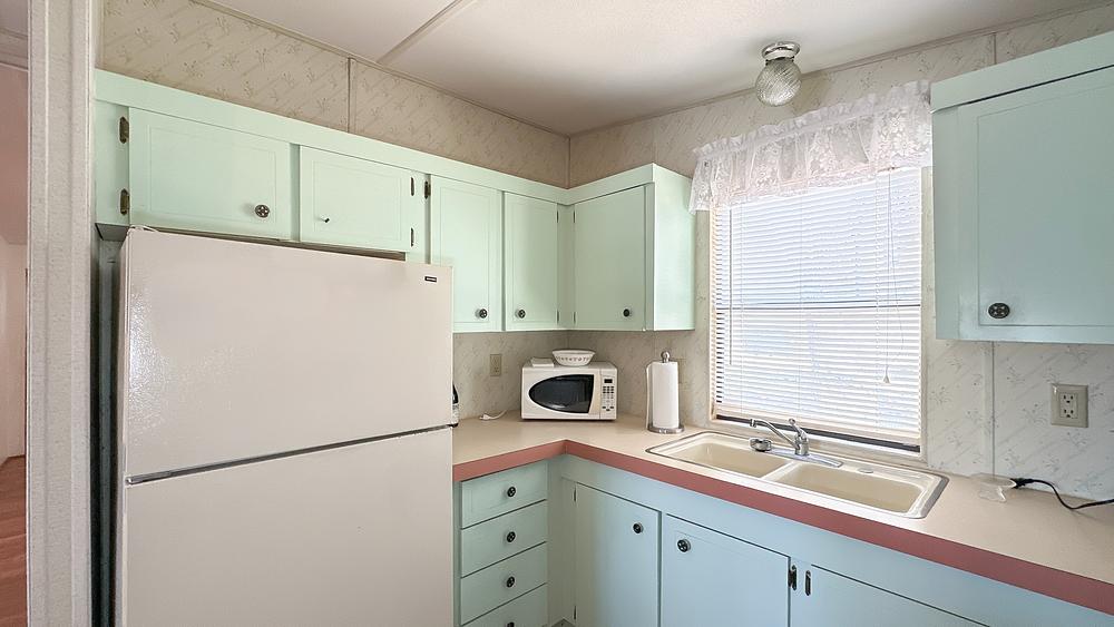 1989 Other Mobile Home for Sale - single wide - in Lady Lake, FL - photo 8 of 12