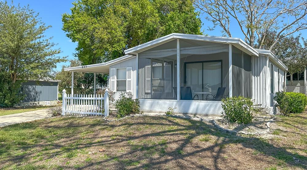 1989 Other Mobile Home for Sale - single wide - in Lady Lake, FL - photo 2 of 12