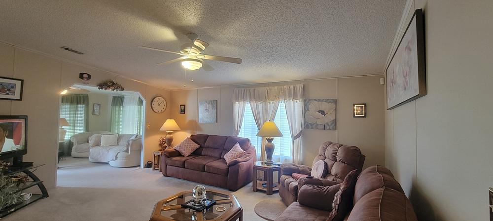 1992 Glen Mobile Home for Sale - double wide - in Orlando, FL - photo 4 of 12