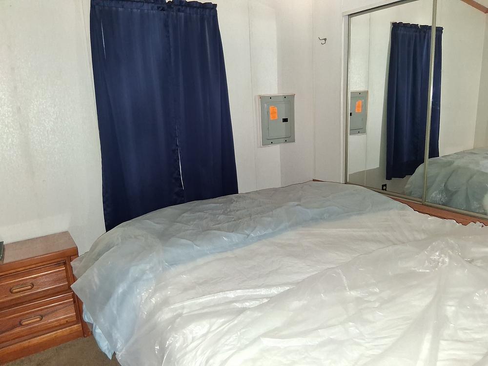 1998 Sunl Mobile Home for Sale - park model - in Dade City, FL - photo 7 of 10
