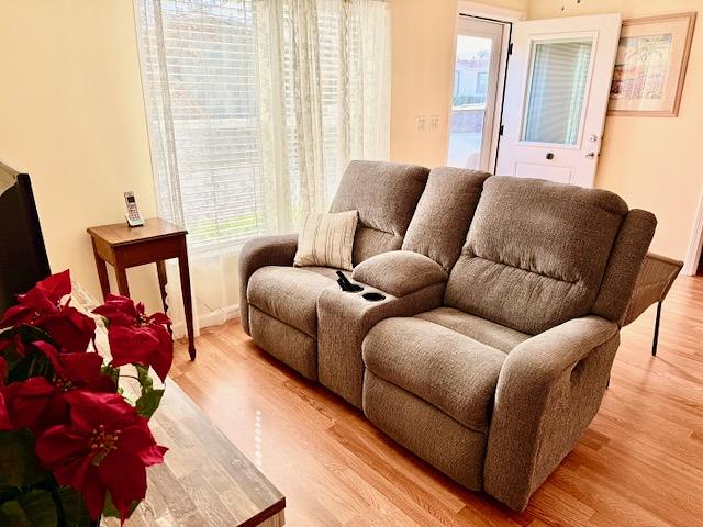 2005 Homes Of Merit Mobile Home for Sale - single wide - in Davenport, FL - photo 5 of 12