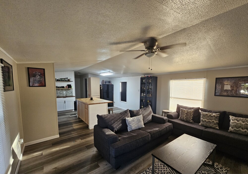 2001 Redman Mobile Home for Sale - double wide - in Austin, TX - photo 3 of 10