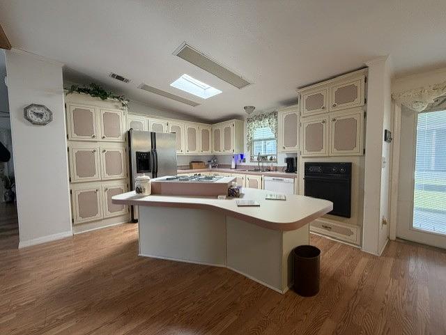 1989 Glen Mobile Home for Sale - double wide - in Auburndale, FL - photo 6 of 12