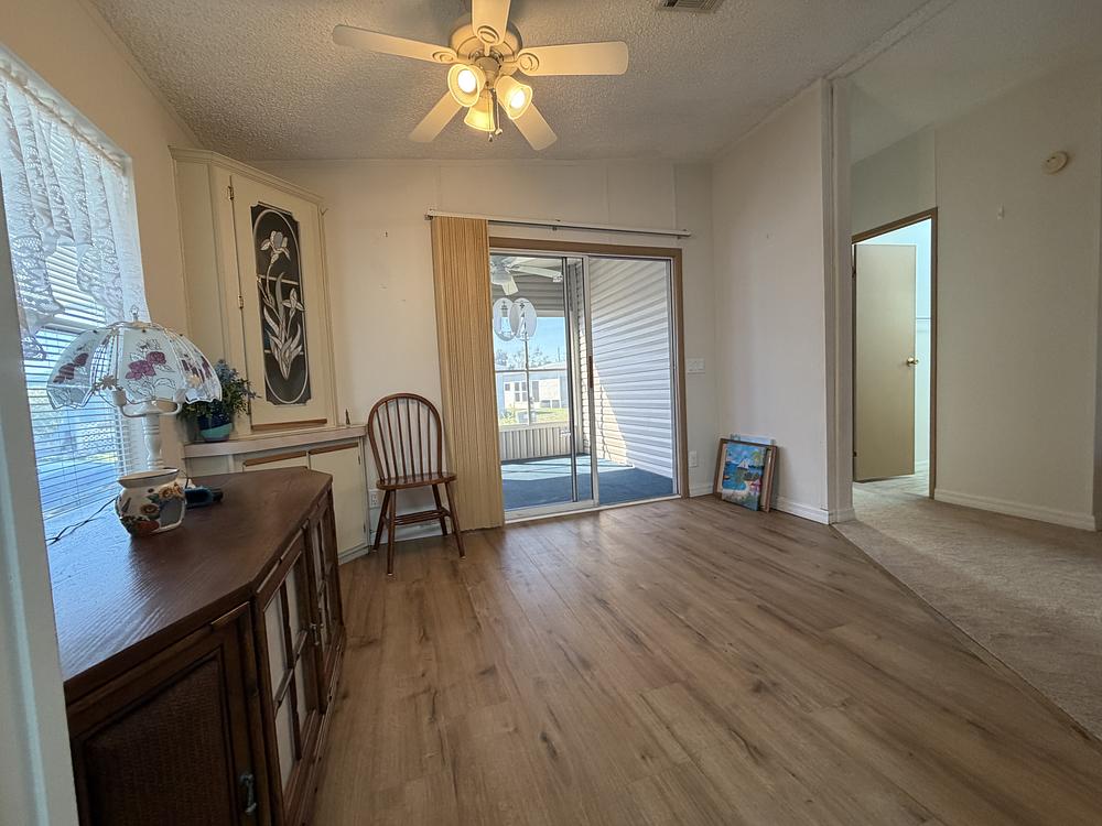1991 Barr Mobile Home for Sale - single wide - in Auburndale, FL - photo 6 of 12