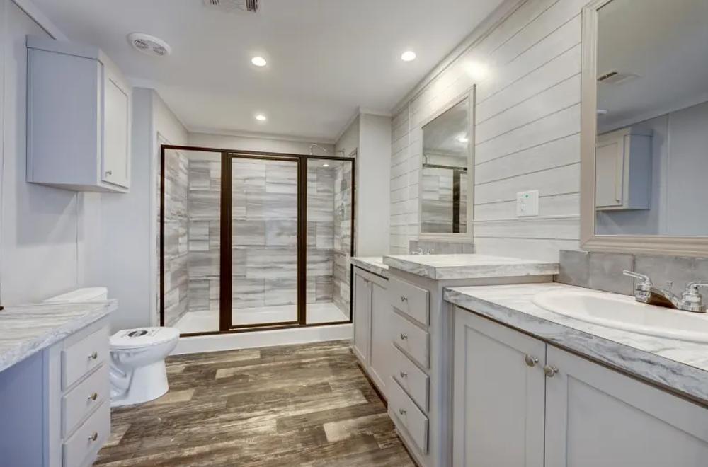 2001 Redman Mobile Home for Sale - double wide - in Austin, TX - photo 8 of 10