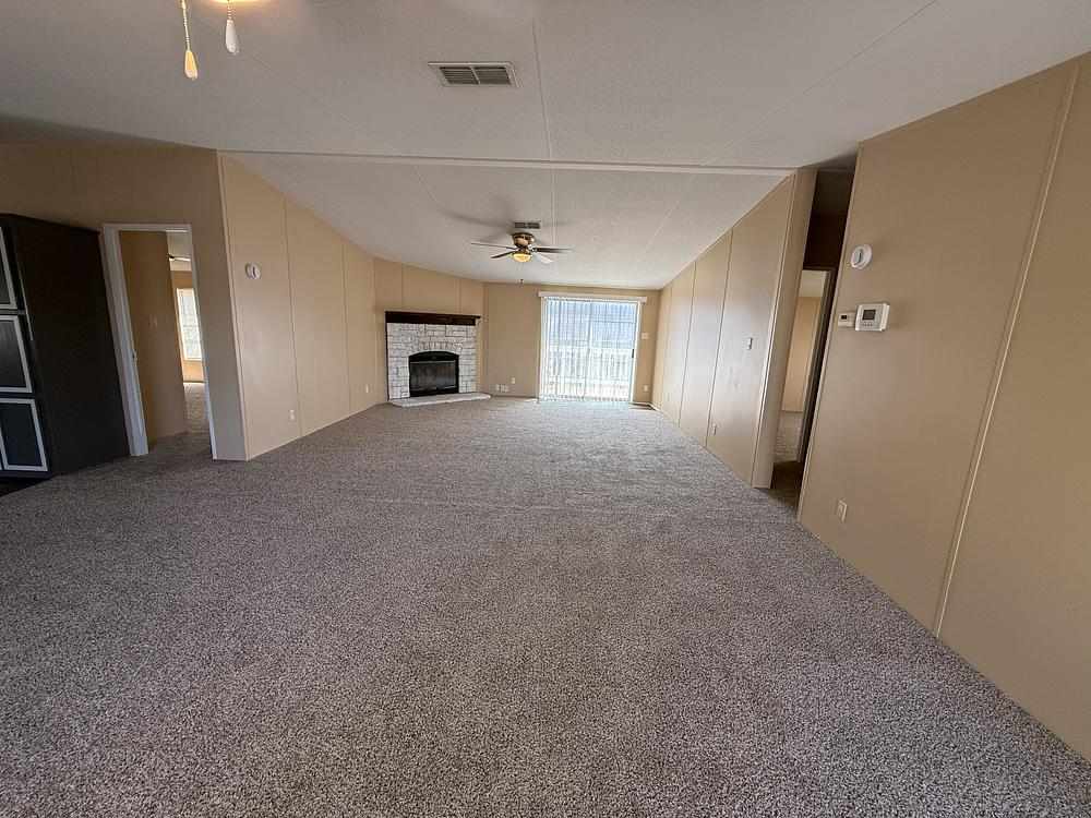 2001 Redman Mobile Home for Sale - double wide - in San Antonio, TX - photo 5 of 12