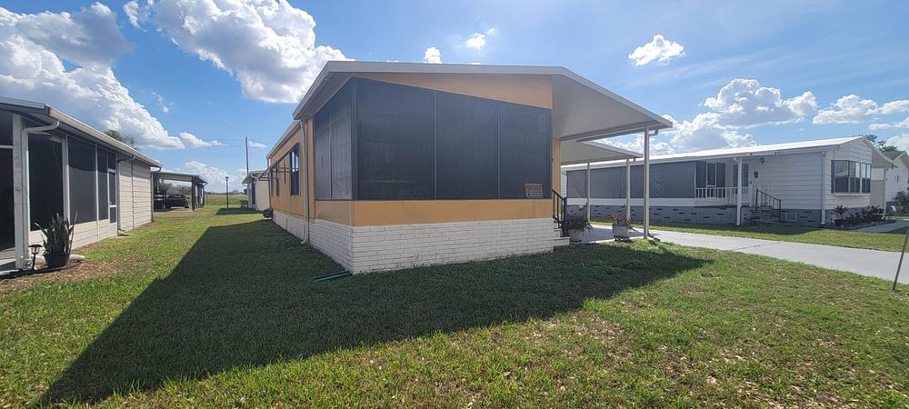 1984 Barr Mobile Home for Sale — 1 / 12