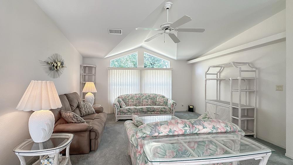 1997 Skyline Mobile Home for Sale - double wide - in Lady Lake, FL - photo 5 of 12