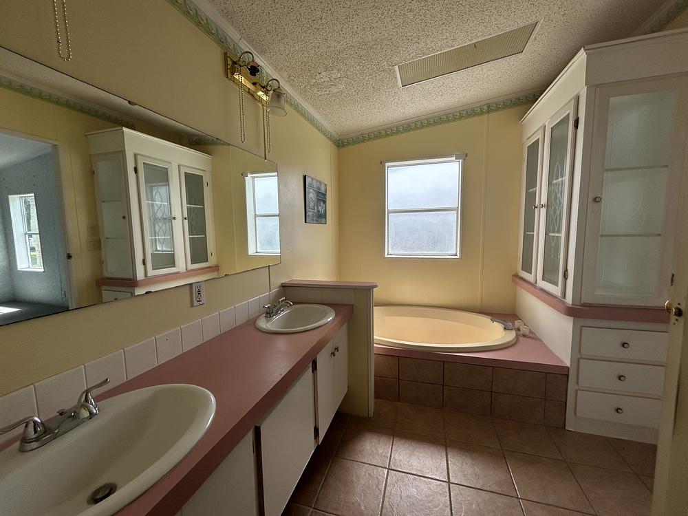 1995 Homes Of Merit Mobile Home for Sale - double wide - in Merritt Island, FL - photo 7 of 12