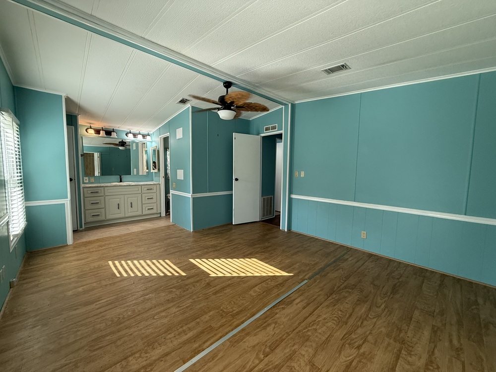 1986 Nobility Mobile Home for Sale - double wide - in Ocala, FL - photo 8 of 12