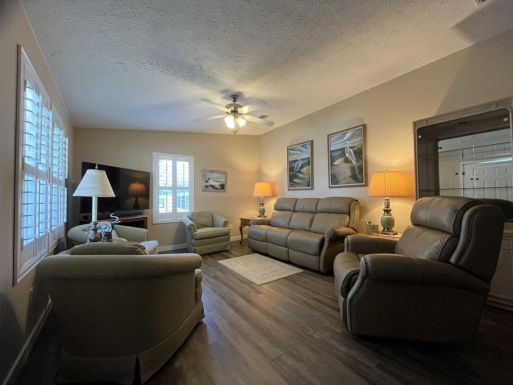 2005 Mobile Home for Sale - single wide - in North Fort Myers, FL - photo 3 of 12