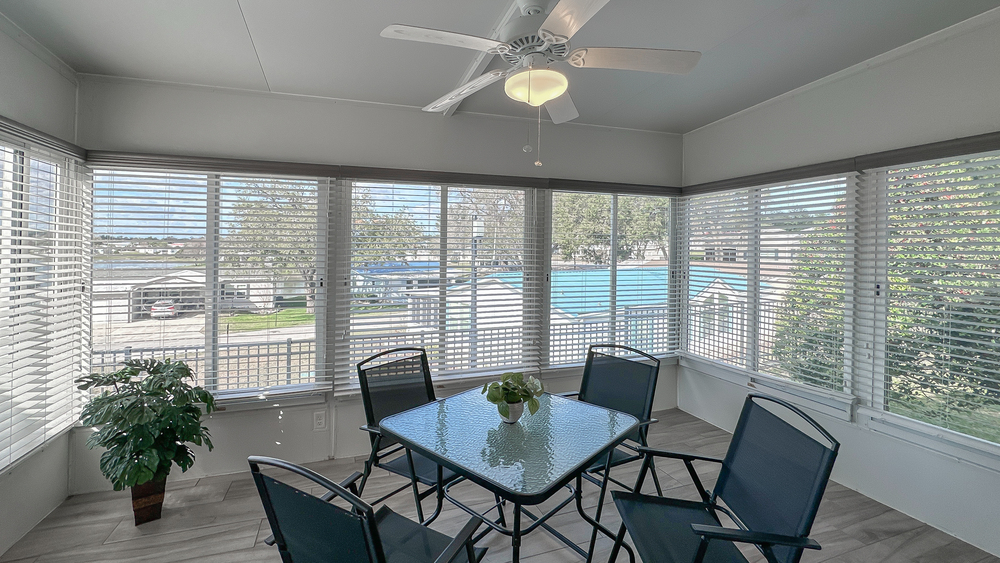 2017 Skyline Mobile Home for Sale - double wide - in Lady Lake, FL - photo 6 of 12