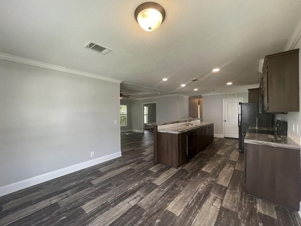 2019 Fleetwood Mobile Home for Sale - double wide - in Grand Island, FL - photo 6 of 12
