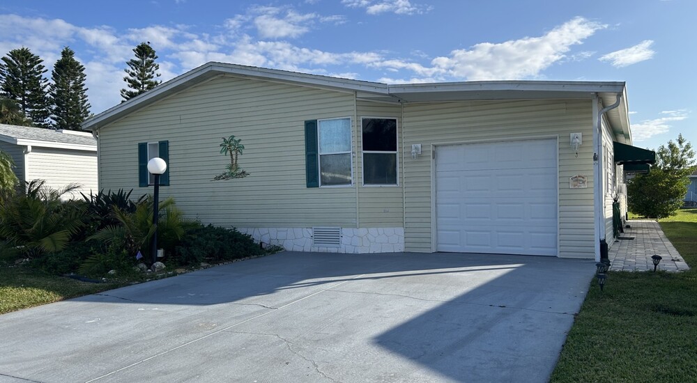 1994 Nobility Mobile Home for Sale - single wide - in Merritt Island, FL - photo 12 of 12