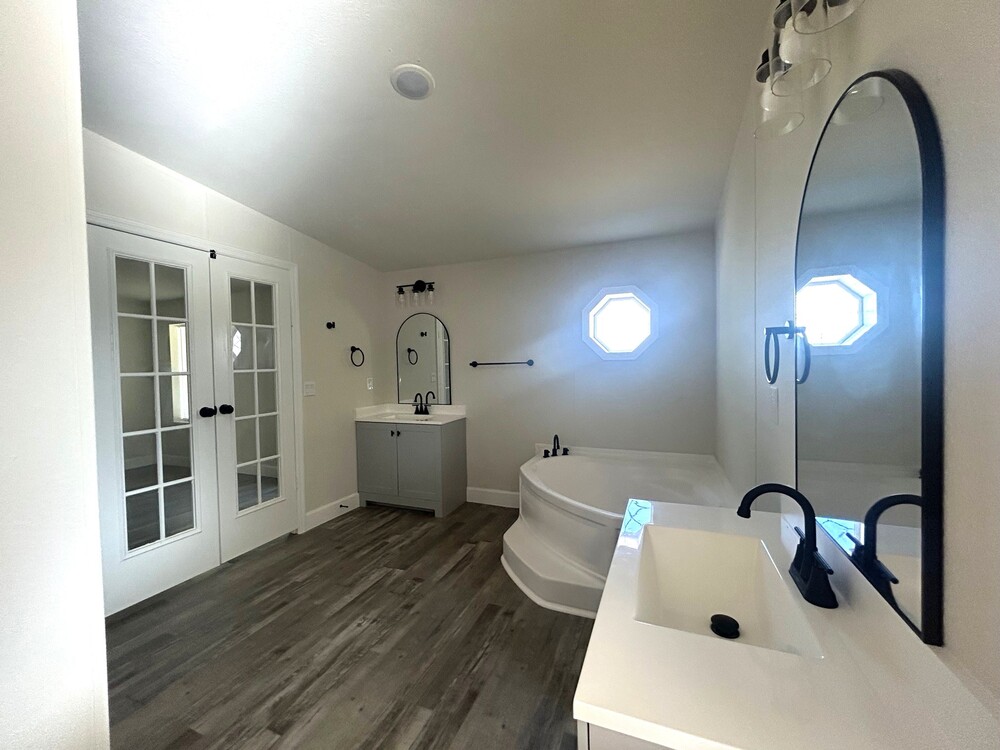 2003 Homes Of Merit Mobile Home for Sale - double wide - in Davenport, FL - photo 7 of 12