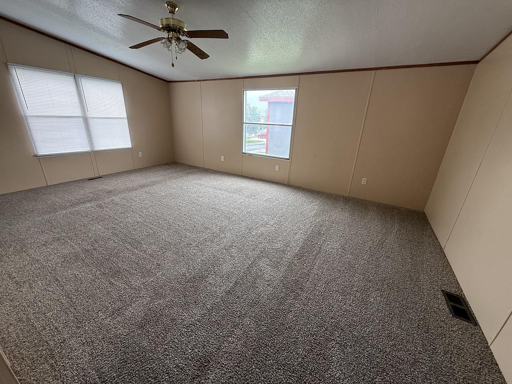 2001 Redman Mobile Home for Sale - double wide - in San Antonio, TX - photo 12 of 12