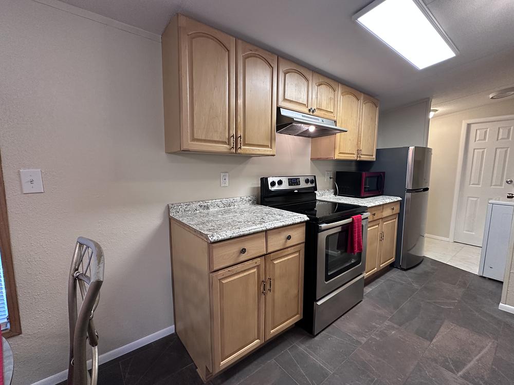 1997 King Mobile Home for Sale - single wide - in Orlando, FL - photo 7 of 12