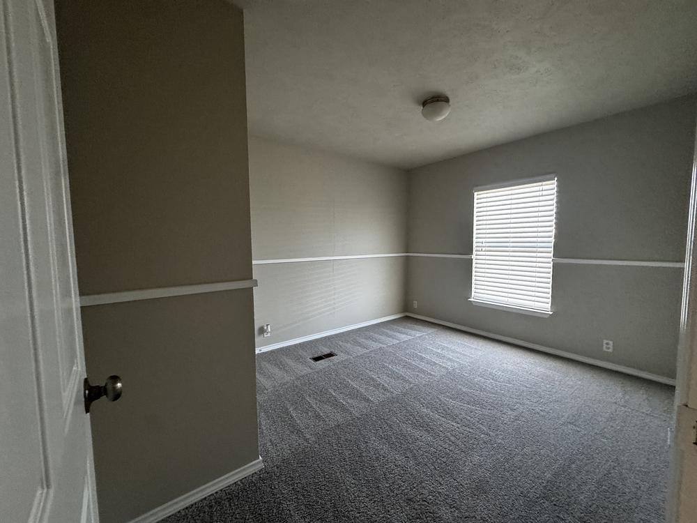 2011 Cmh Mobile Home for Sale - double wide - in Austin, TX - photo 5 of 10