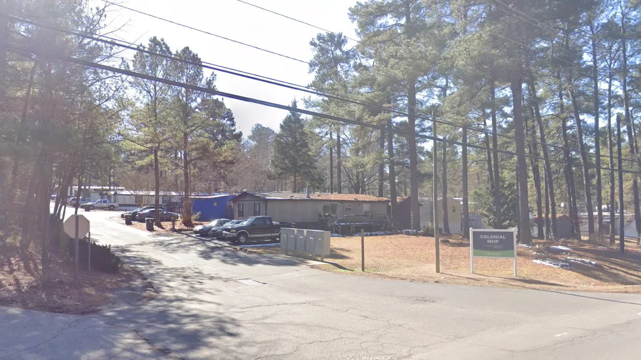 Colonial (NC)