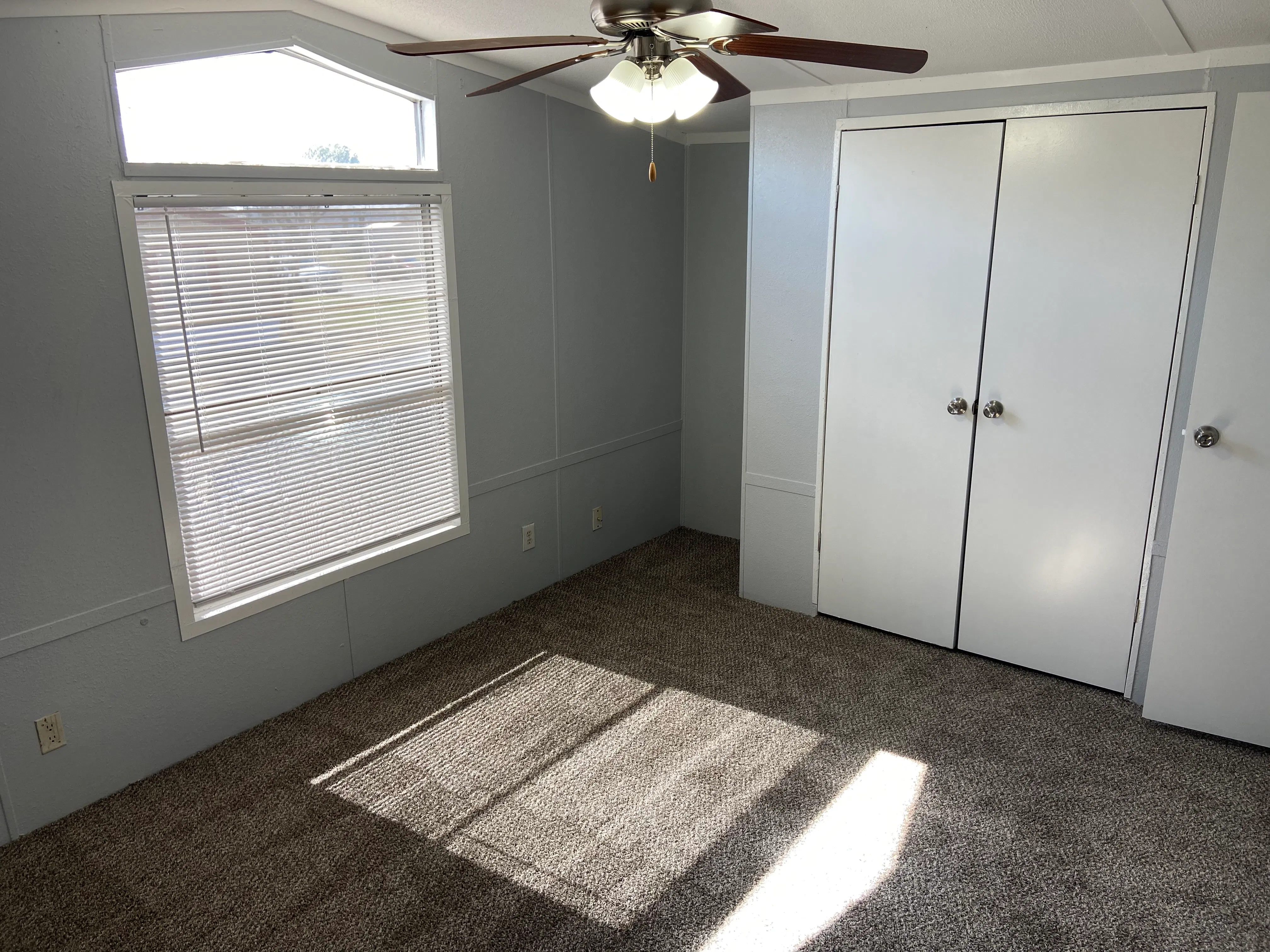 5703 Shoreline Circle N #8 - double wide - in Fort Worth, TX - photo 7 of 12