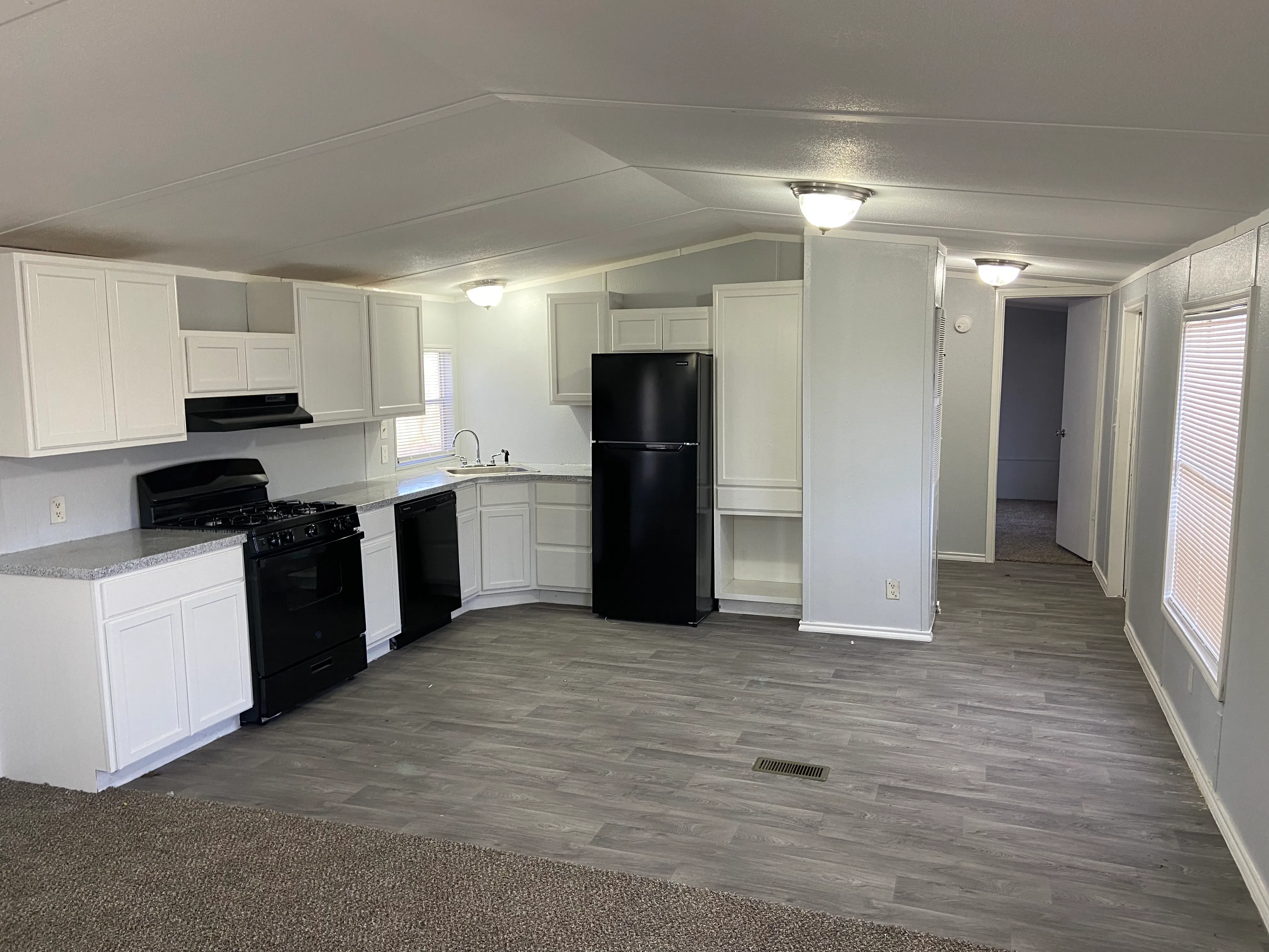 5703 Shoreline Circle N #8 — 1 / 12