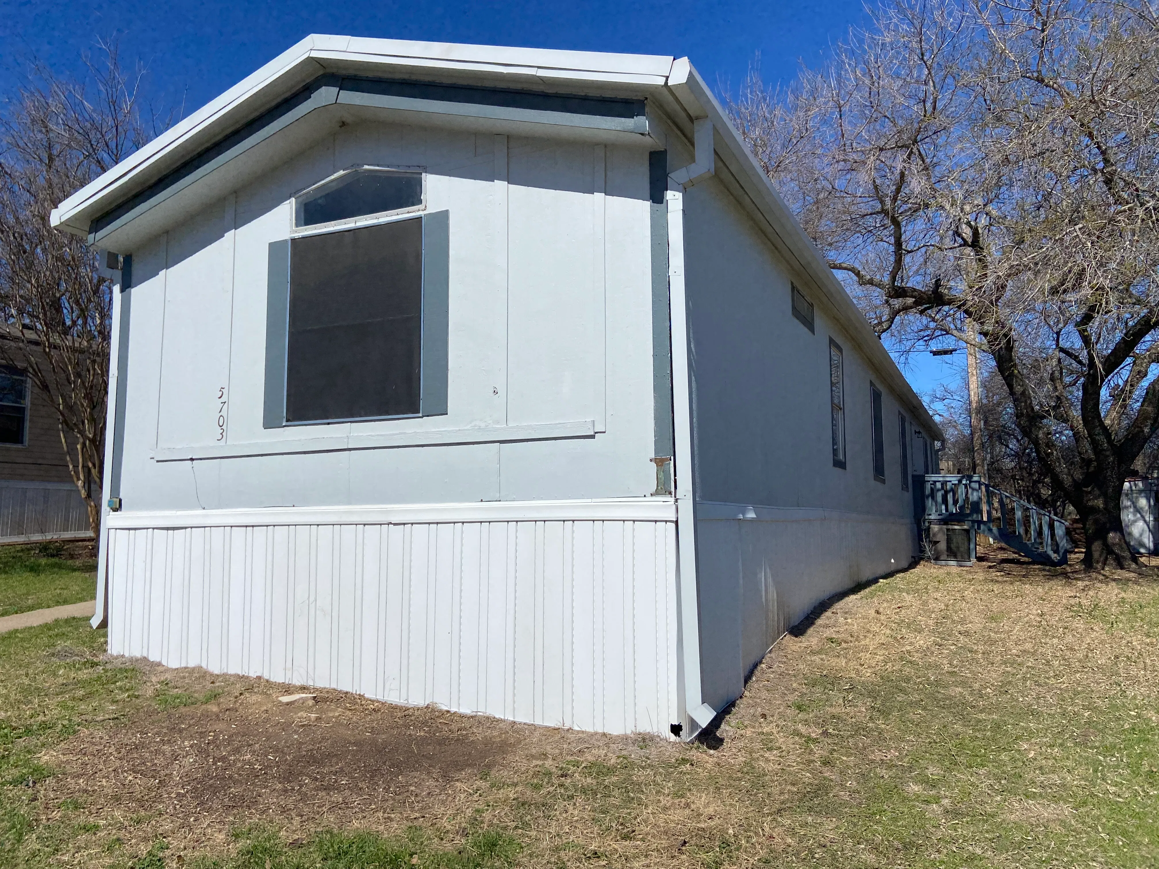 5703 Shoreline Circle N #8 - double wide - in Fort Worth, TX - photo 11 of 12