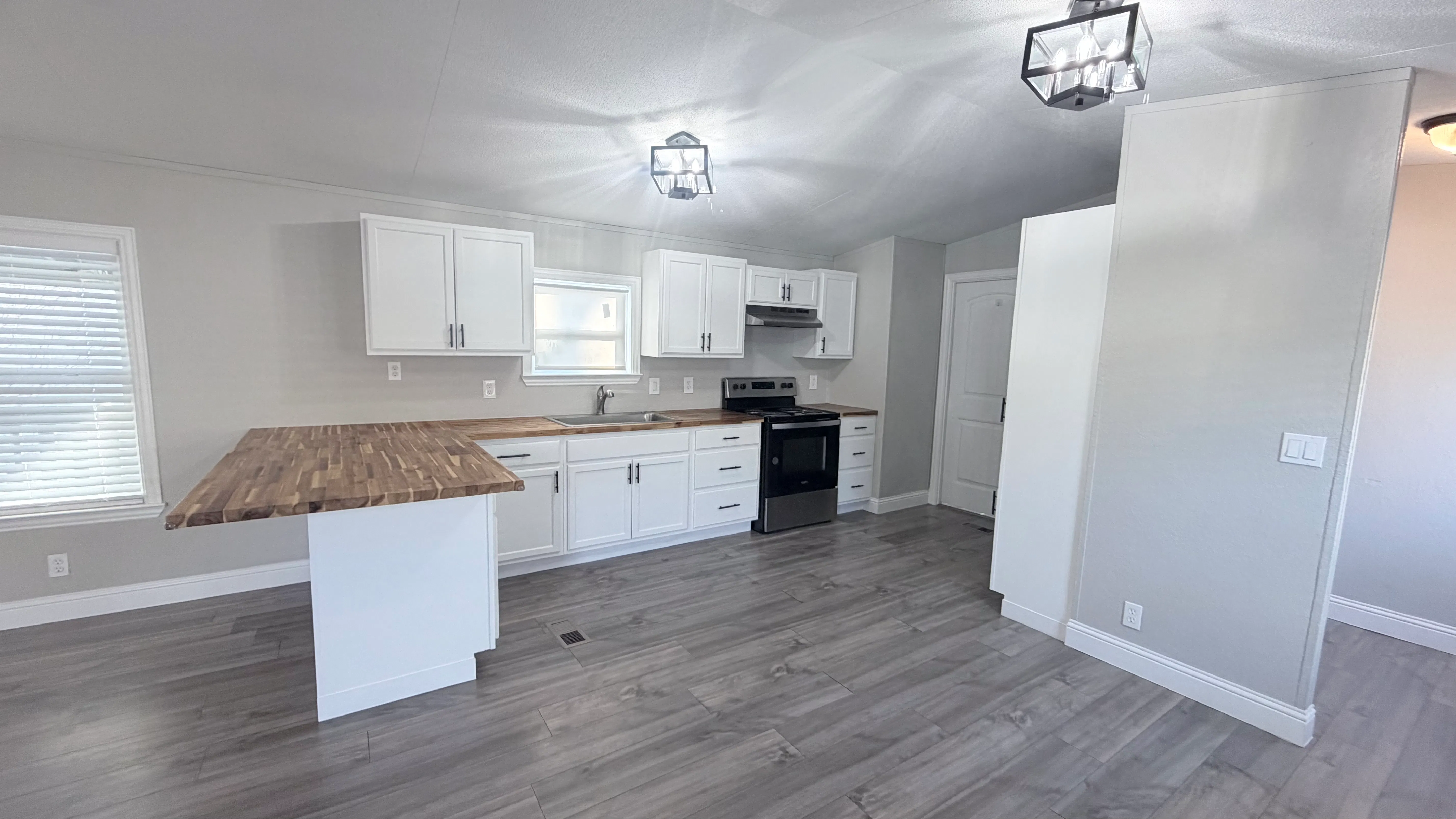6812 Randol Mill Road #237 - single wide - in Fort Worth, TX - photo 3 of 7