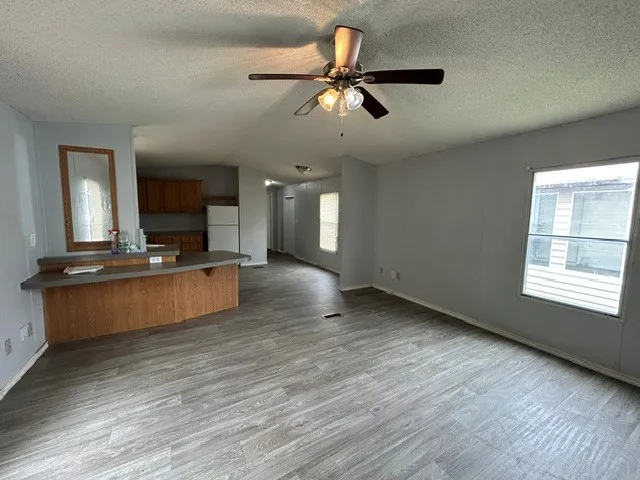 5020 Shoreline Circle W #29 - double wide - in Fort Worth, TX - photo 2 of 6